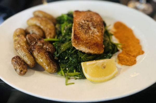 1518 Bar & Grill by null