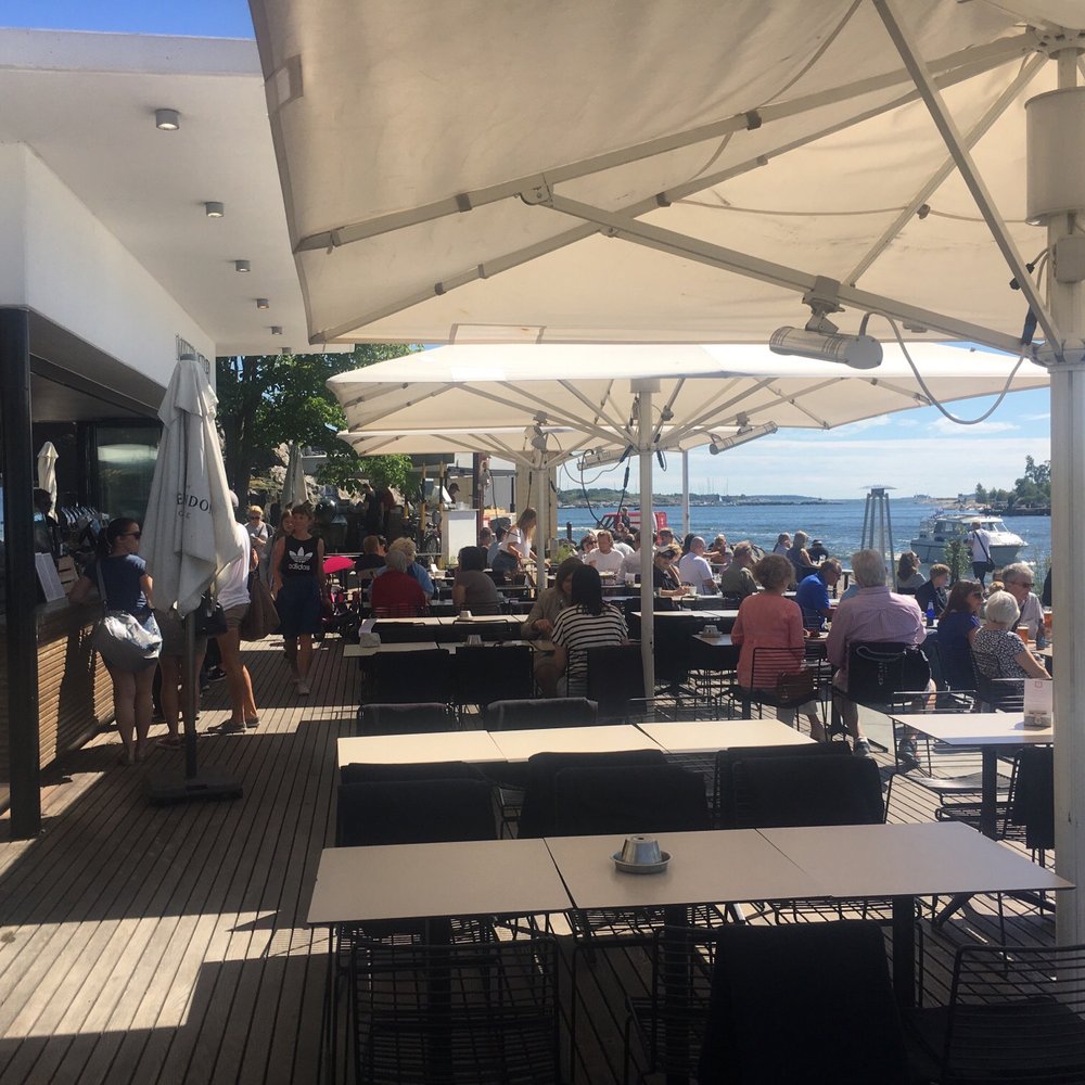 Mattolaituri - Sunny Helsinki coast cafe - Bars Near Me - Helsinki, 18