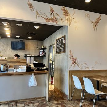 Mango Tree - Entrance - Thai Near Me - Cincinnati, Ohio