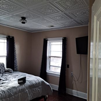 Home Hero Repair - Ceiling tiles and paint refresh - Handyman Near Me - Rockford, Illinois Home Hero Repair - Ceiling tiles and paint refresh - Handyman Near Me - Rockford, Illinois