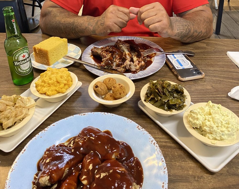 R J Southern Home Cooking