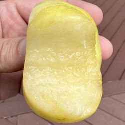 Maegog Market - Honeydew donut peach