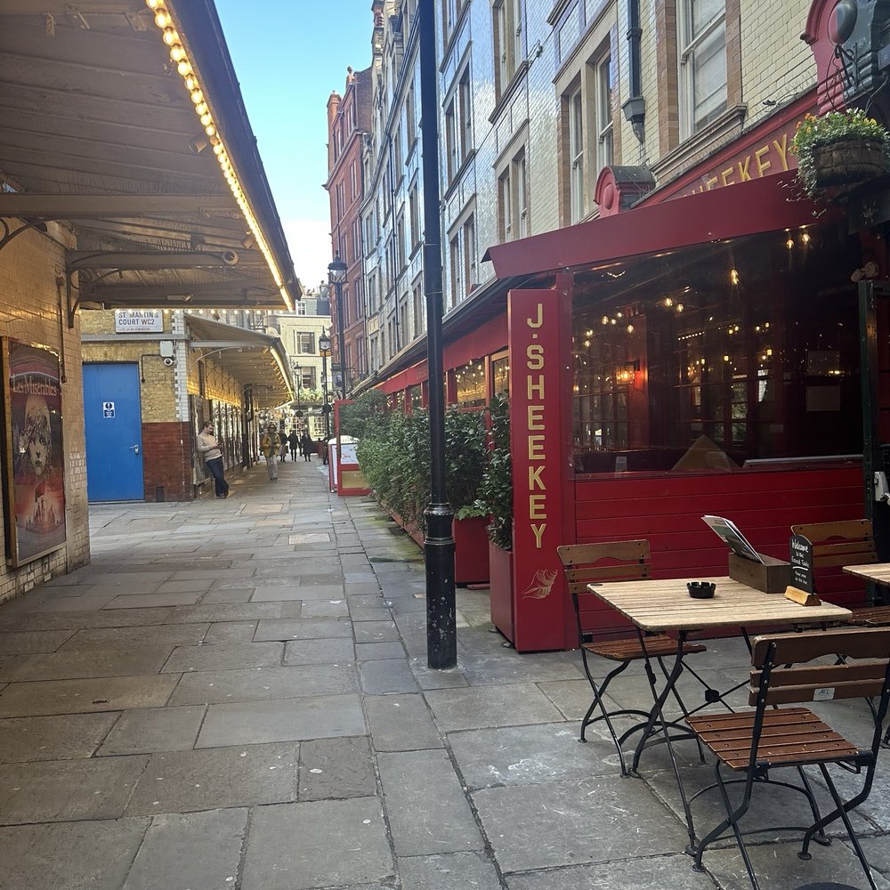 J Sheekey - Entrance - Seafood Near Me - London, XGL J Sheekey - Entrance - Seafood Near Me - London, XGL