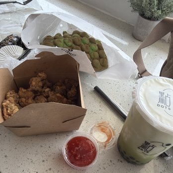 Dots Boba - Bubble Tea Near Me - San Francisco, California