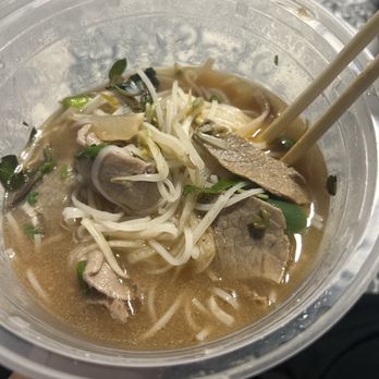 Viet Kitchen - P1 this picture does not even do this soup justice - Vietnamese Near Me - Panorama City, California Viet Kitchen - P1 this picture does not even do this soup justice - Vietnamese Near Me - Panorama City, California