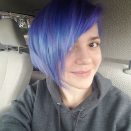 Nisa gave me a very cute haircut! Nisa gave me a very cute haircut!