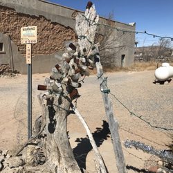 Sisters Gift Shop and Rocks
