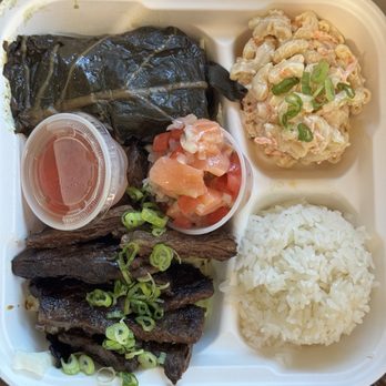 The Golden Pineapple - Hawaiian Near Me - Sacramento, California
