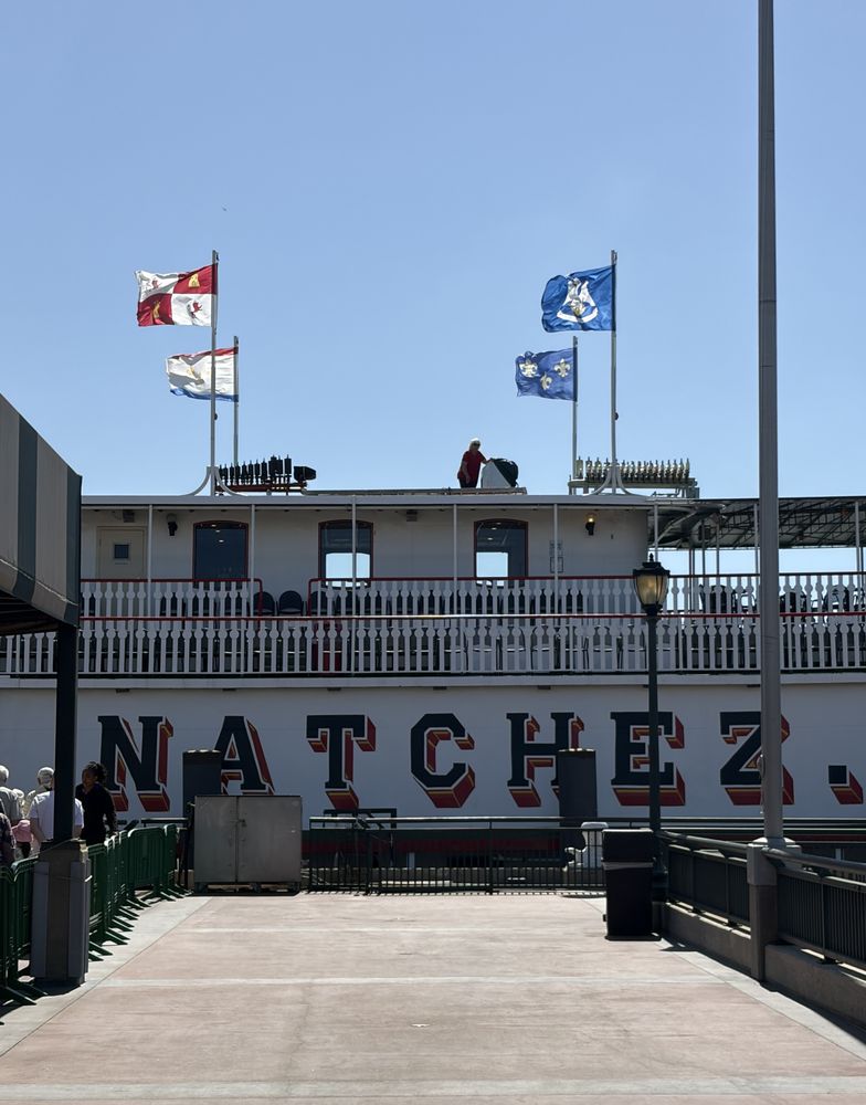 Steamboat NATCHEZ - Official Site