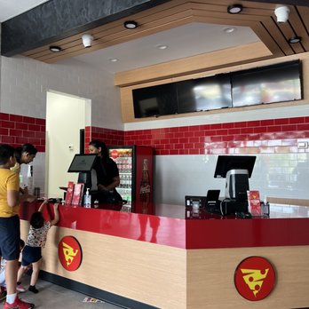 Pizza Twist - Order at front counter and they bring it out - Pizza Near Me - Tulsa, Oklahoma Pizza Twist - Order at front counter and they bring it out - Pizza Near Me - Tulsa, Oklahoma