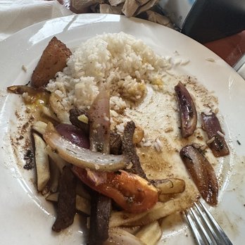 Pisco Mar - Lomo a la pobre - Peruvian Near Me - Raleigh, North Carolina