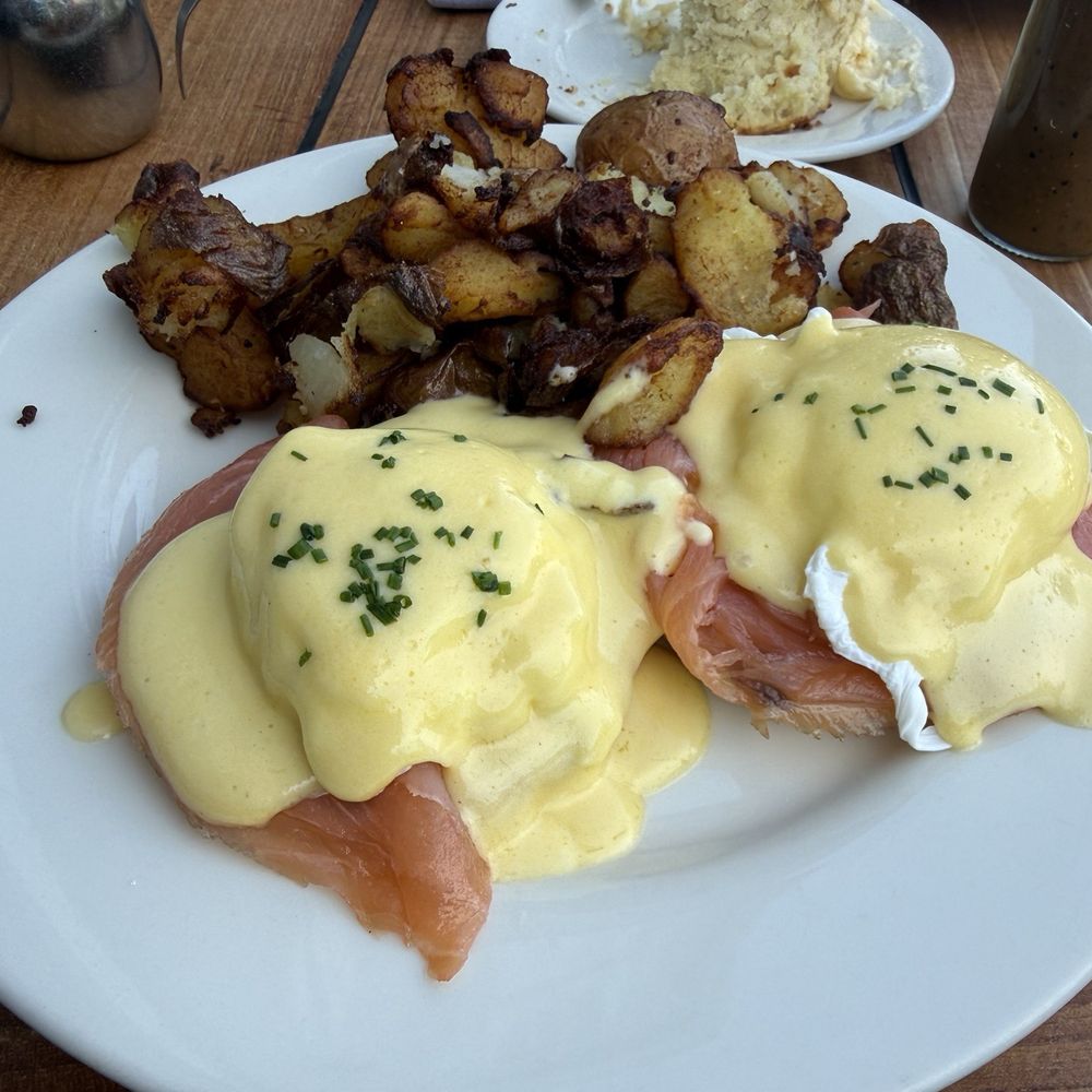 Plow - Eggs Benedict - Breakfast & Brunch Near Me - San Francisco, California Plow - Eggs Benedict - Breakfast & Brunch Near Me - San Francisco, California