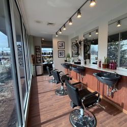 Salon Aura of Neenah