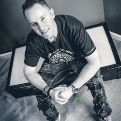 DJ Mickey G Entertainment - Travels throughout the US and Internationally