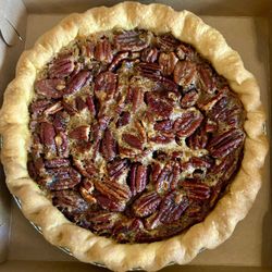 Hazel Loves Pie - Pecan pie