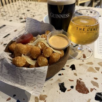 N17 The Lane - Garlic Parmesan Truffle tater tots, Guinness Beer and rotating beer on tap - Gastropubs Near Me - Los Angeles, California N17 The Lane - Garlic Parmesan Truffle tater tots, Guinness Beer and rotating beer on tap - Gastropubs Near Me - Los Angeles, California
