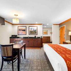 Best Western Rocky Mountain Lodge - KingSuite
