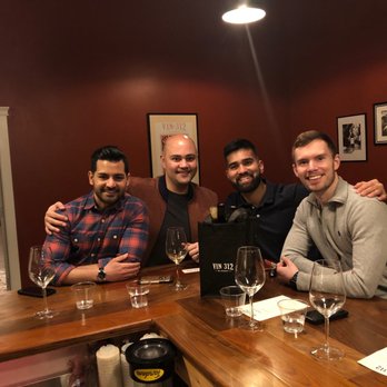 VIN312 Winery - Wine Tasting Room Near Me - Chicago, Illinois