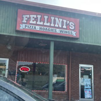Fellini's Pizzeria