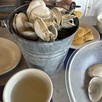 J’s Oyster - Steamahs!!! - Seafood Near Me - Portland, Maine J’s Oyster - Steamahs!!! - Seafood Near Me - Portland, Maine