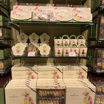 Honolulu Cookie Company - Several presentations - Desserts Near Me - Honolulu, Hawaii