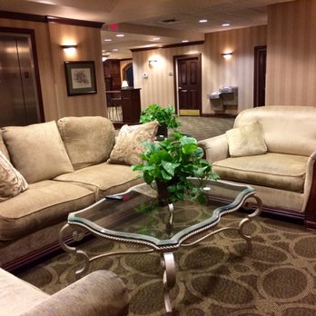 The Elms Hotel - Second-floor lounge, outside the restaurant, MIA. - Hotels Near Me - Oxford, Ohio The Elms Hotel - Second-floor lounge, outside the restaurant, MIA. - Hotels Near Me - Oxford, Ohio