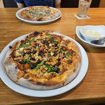 California Pizza Kitchen - Spicy Chipotle Chicken Pizza - Pizza Near Me - Bridgewater, New Jersey California Pizza Kitchen - Spicy Chipotle Chicken Pizza - Pizza Near Me - Bridgewater, New Jersey