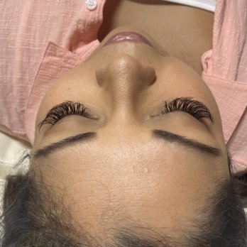 Luxx Lashes and Locks - Hair Salons Near Me - Helotes, Texas