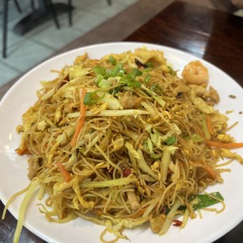 Vegas Wok - Singapore noodle - Chinese Near Me - St. Louis, Missouri Vegas Wok - Singapore noodle - Chinese Near Me - St. Louis, Missouri