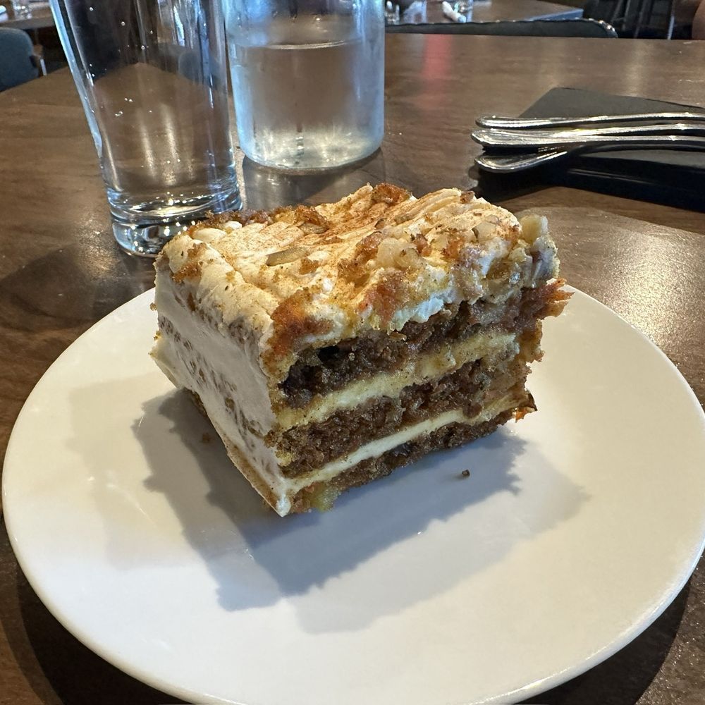 Heyday - Carrot cake is decadent, easily shared by 3-4 people for its richness - American Near Me - Celina, Texas