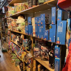 Treehouse Toys