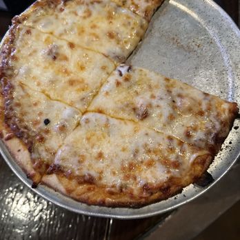 Bryan Street Tavern - Small cheese pizza - Pizza Near Me - Dallas, Texas Bryan Street Tavern - Small cheese pizza - Pizza Near Me - Dallas, Texas
