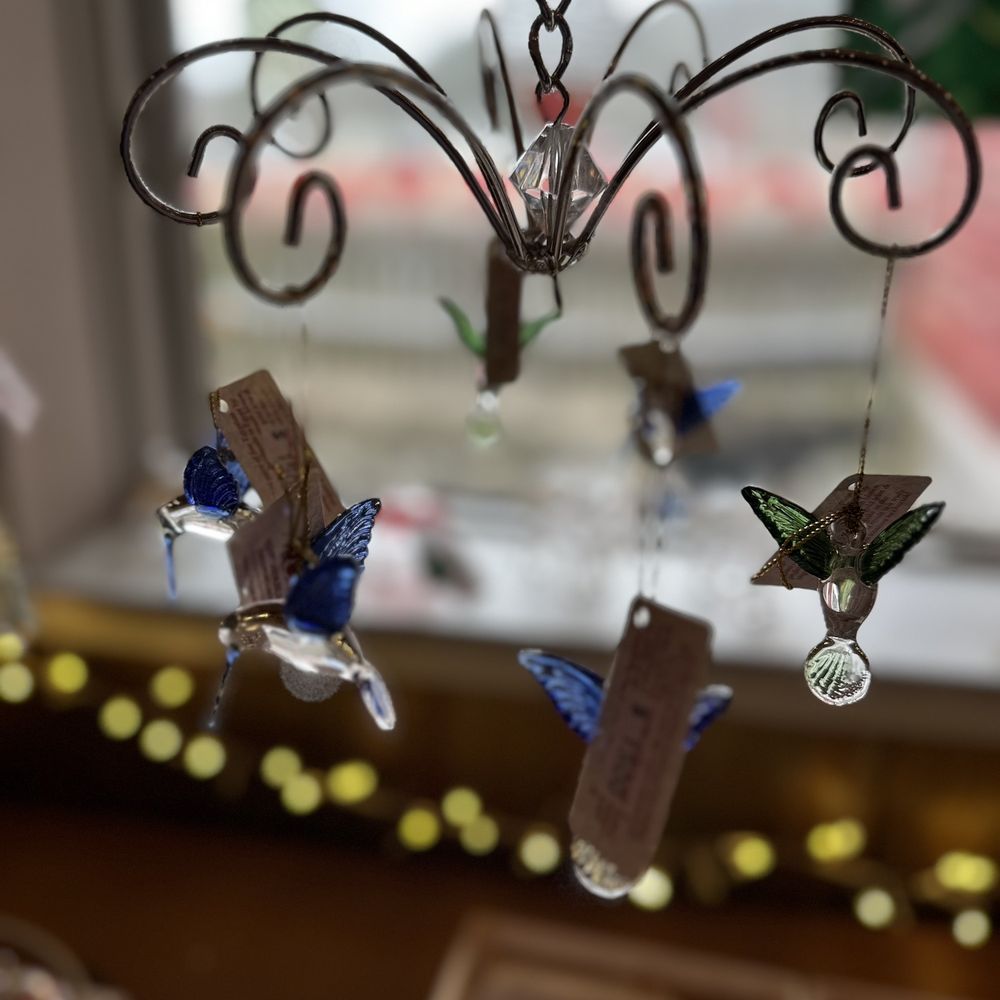 Christmas Shop - Home Decor Near Me - Granby, Connecticut