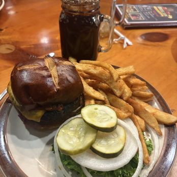 Moosejaw Pizza & Dells Brewing - Maple Bacon Jam Burger* - Pizza Near Me - Wisconsin Dells, Wisconsin