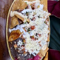 Veggie nachos