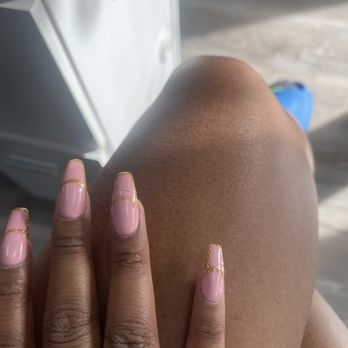 Capital Nails - Not worth a $10 repair! - Nail Salons Near Me - Union City, Georgia