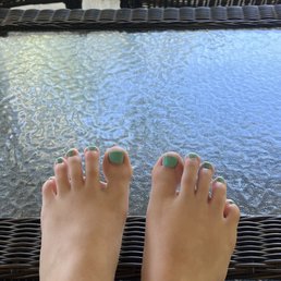 Shellac Pedicure