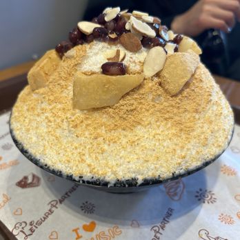 Mandro Teahouse - Desserts Near Me - Alameda, California