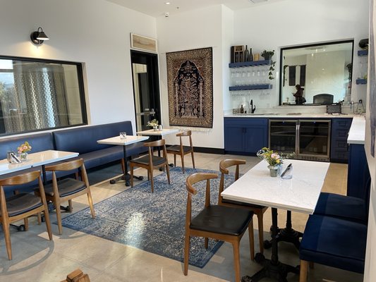 Willow Creek Wine Co. by null