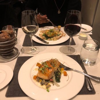 360 Restaurant - Canadian (New) Near Me - Toronto, Ontario