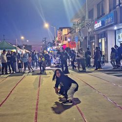 San Francisco Street Food Night Market - Sword kata demo.