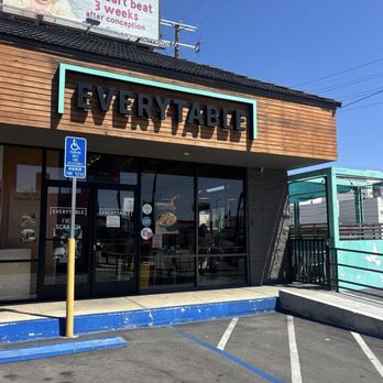 Everytable - Salad Near Me - Hollywood, California
