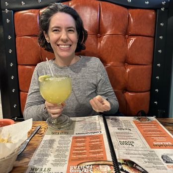 Palacio Maya Mexican Restaurant - Salsa and chips with a Margarita. - Mexican Near Me - Lenexa, Kansas