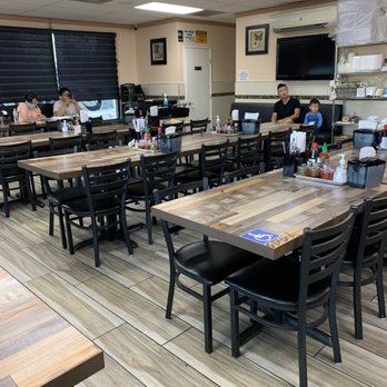 Com Tam Kieu - Inside- plenty of seating - Vietnamese Near Me - San Gabriel, California