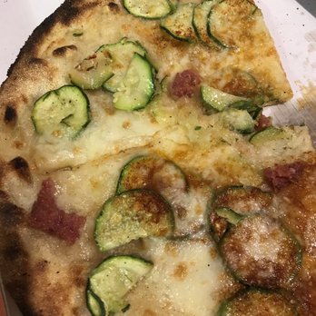 Dar Poeta - Dar Poeta pizza - Pizza Near Me - Rome, RM Dar Poeta - Dar Poeta pizza - Pizza Near Me - Rome, RM