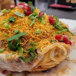 Dhaba Edison - Basket chaat.