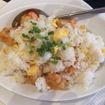 Pavillon de Hang Chow - Shrimp fried rice. Very flavorful and not greasy at all. - Chinese Near Me - Paris, 75 Pavillon de Hang Chow - Shrimp fried rice. Very flavorful and not greasy at all. - Chinese Near Me - Paris, 75