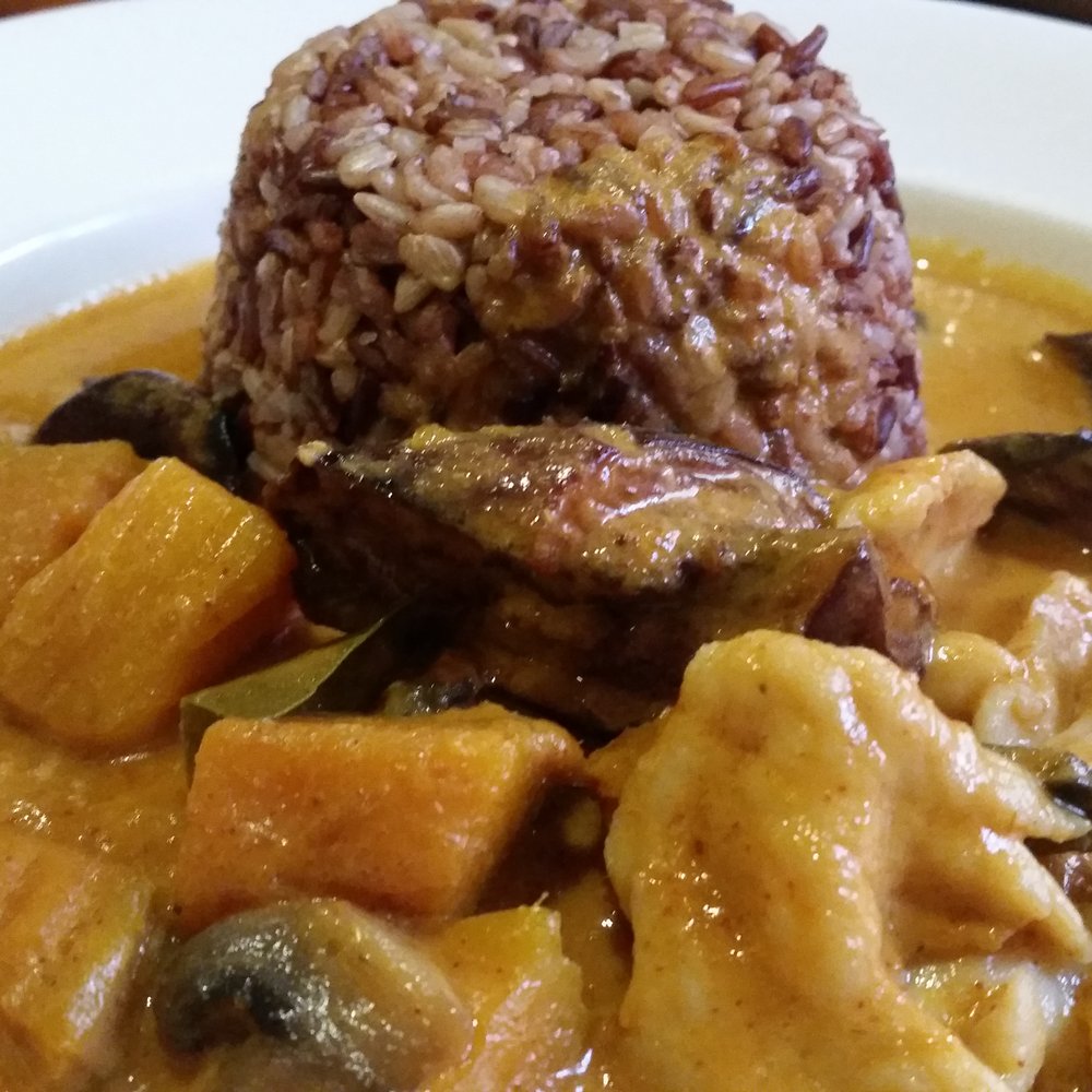 My Thai Kitchen - Red curry with brown rice . yum - Thai Near Me - Roseville, California My Thai Kitchen - Red curry with brown rice . yum - Thai Near Me - Roseville, California