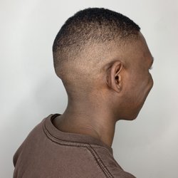 Amanda @ Vibe Salon - Men's cut