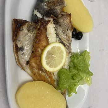 Restaurante O Buraco - Sea Bass - Portuguese Near Me - Porto, 13 Restaurante O Buraco - Sea Bass - Portuguese Near Me - Porto, 13
